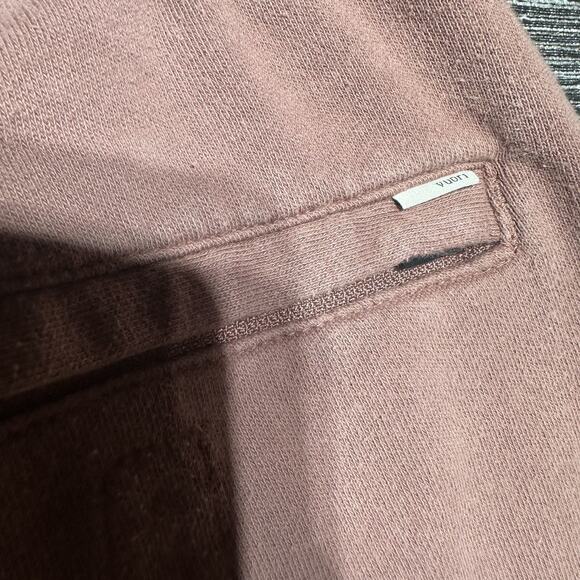 Vuori Shorts Men's Size 34 Red Brown Vital V378 - Picture 10 of 15